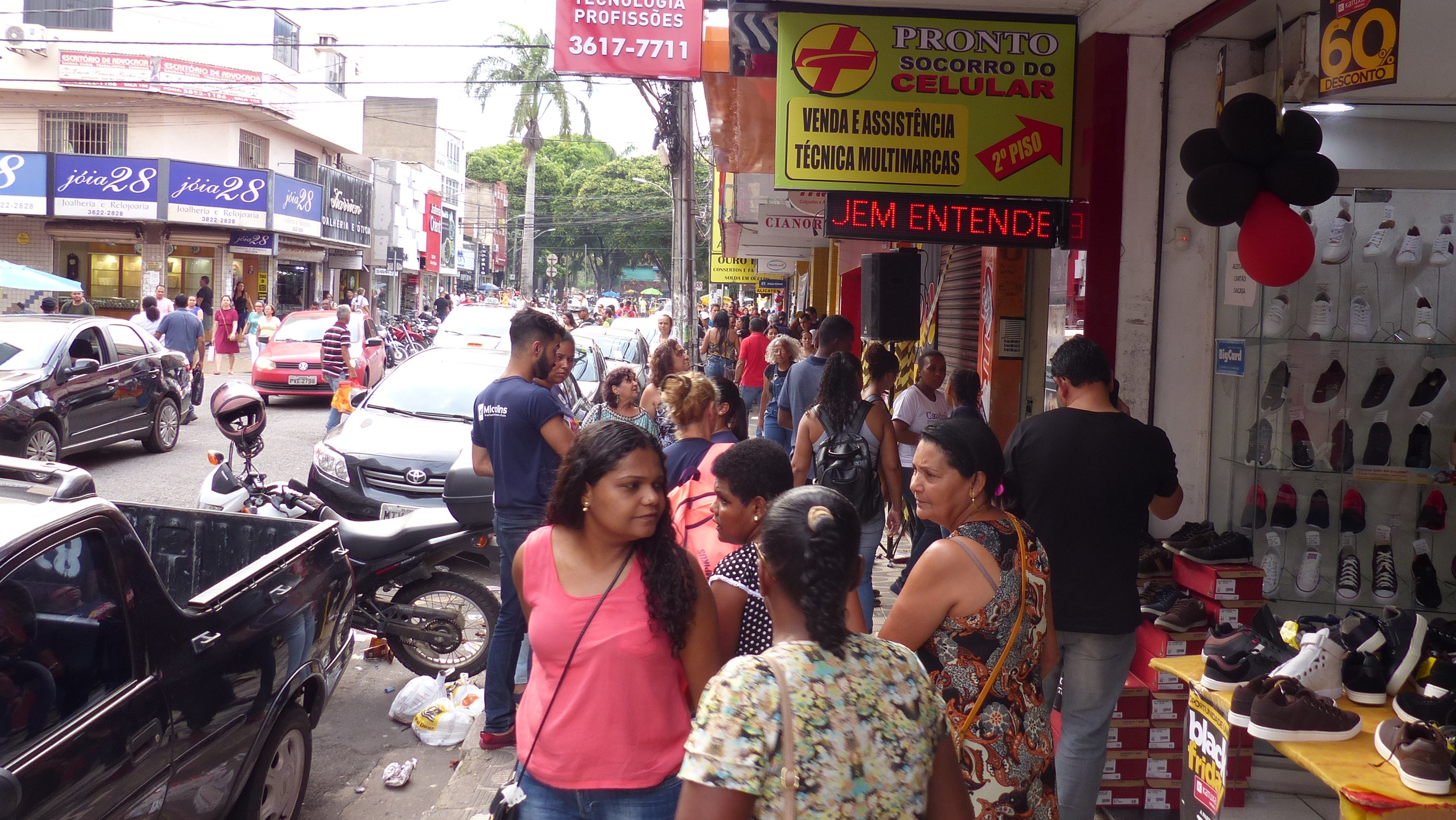 Comércio De Ipatinga Preparado Para As Compras Do Dia Dos Dias – Jornal ...