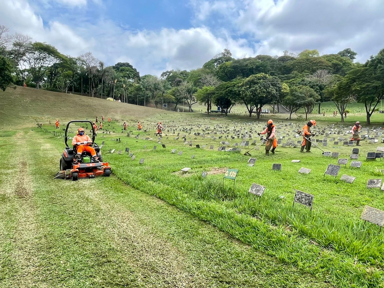 Prefeitura De Ipatinga Oferece Novas Vagas Para Sepulturas Perpétuas No ...