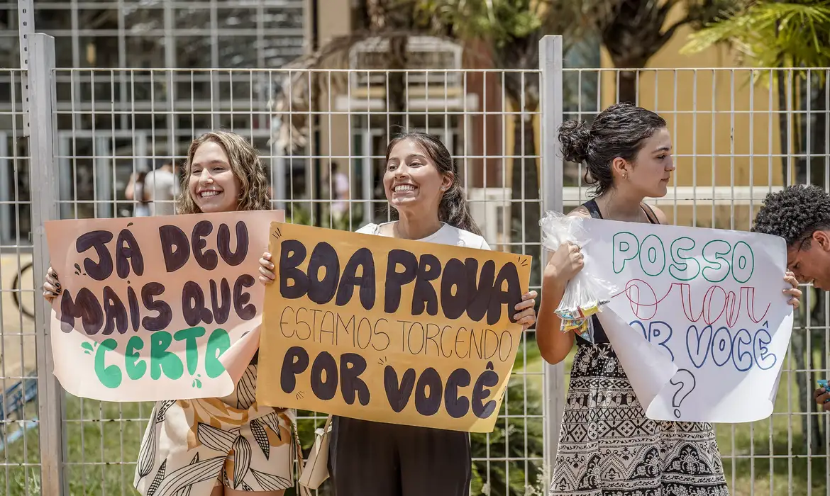 Notas do Enem estão disponíveis para consulta