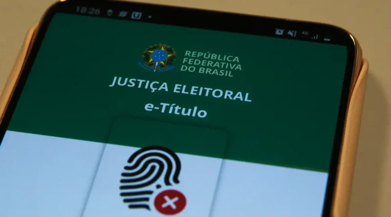 Posso levar o celular para a seção de votação? E tirar foto na urna?