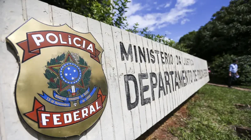 Polícia Federal abre inquérito para investigar R$ 4,2 bi em emendas