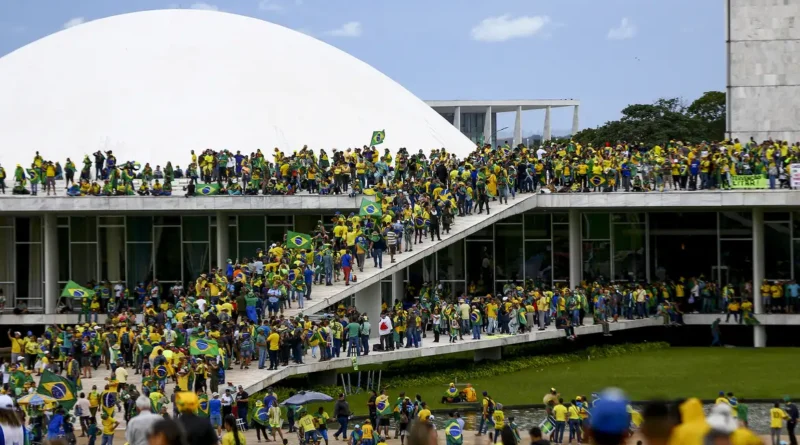 8 de janeiro: Abraço à democracia marcará dois anos da tentativa de golpe