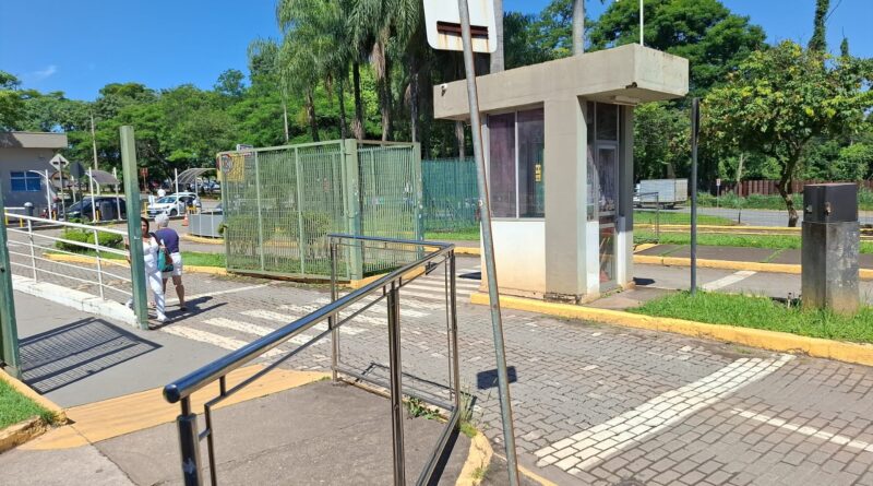 HMC realiza obras no estacionamento principal