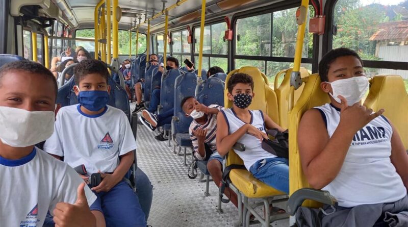 Timóteo fecha o cerco contra o transporte escolar clandestino. O credenciamento está aberto