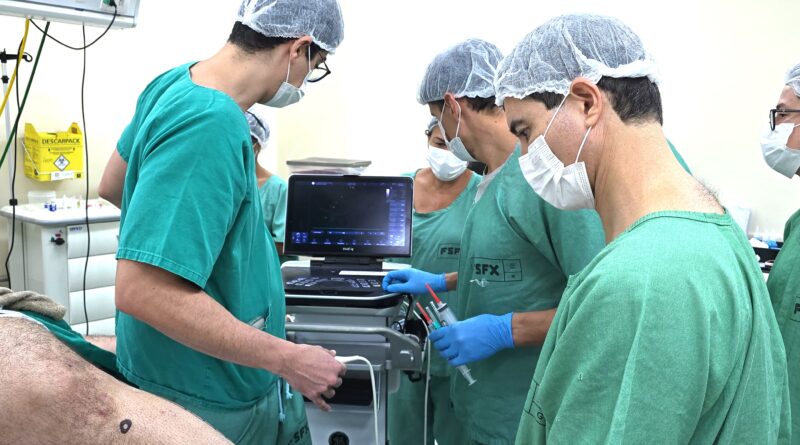 Inovação e excelência: HMC realiza primeira cirurgia de transplante livre de fíbula para reconstrução de mandíbula