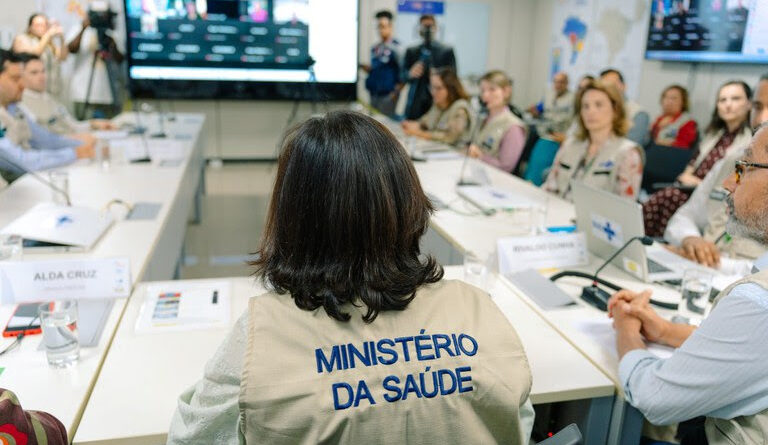 Caravana da Saúde percorre 16 estados para reforçar controle da dengue