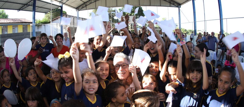 Obras e melhorias em escolas são vistoriadas em municípios mineiros pelo governador Zema