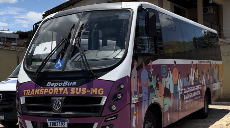 Timóteo recebe dois novos micro-ônibus para atendimento à saúde