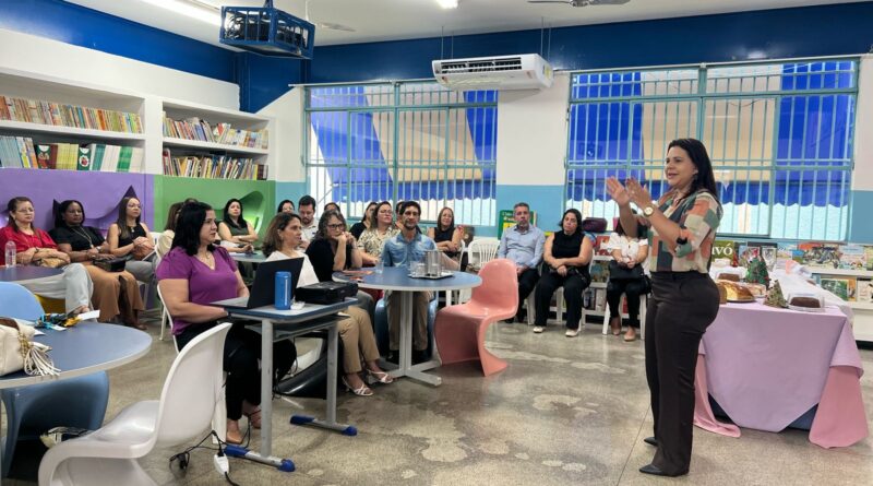 Educação de Ipatinga lança curso de gestão escolar transformadora